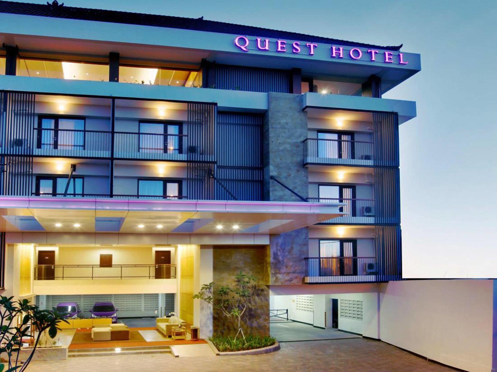 Quest Hotel Kuta By Aston Esterno foto